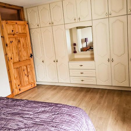 Moat Holiday Rental Lisnaskea Eksteriør billede