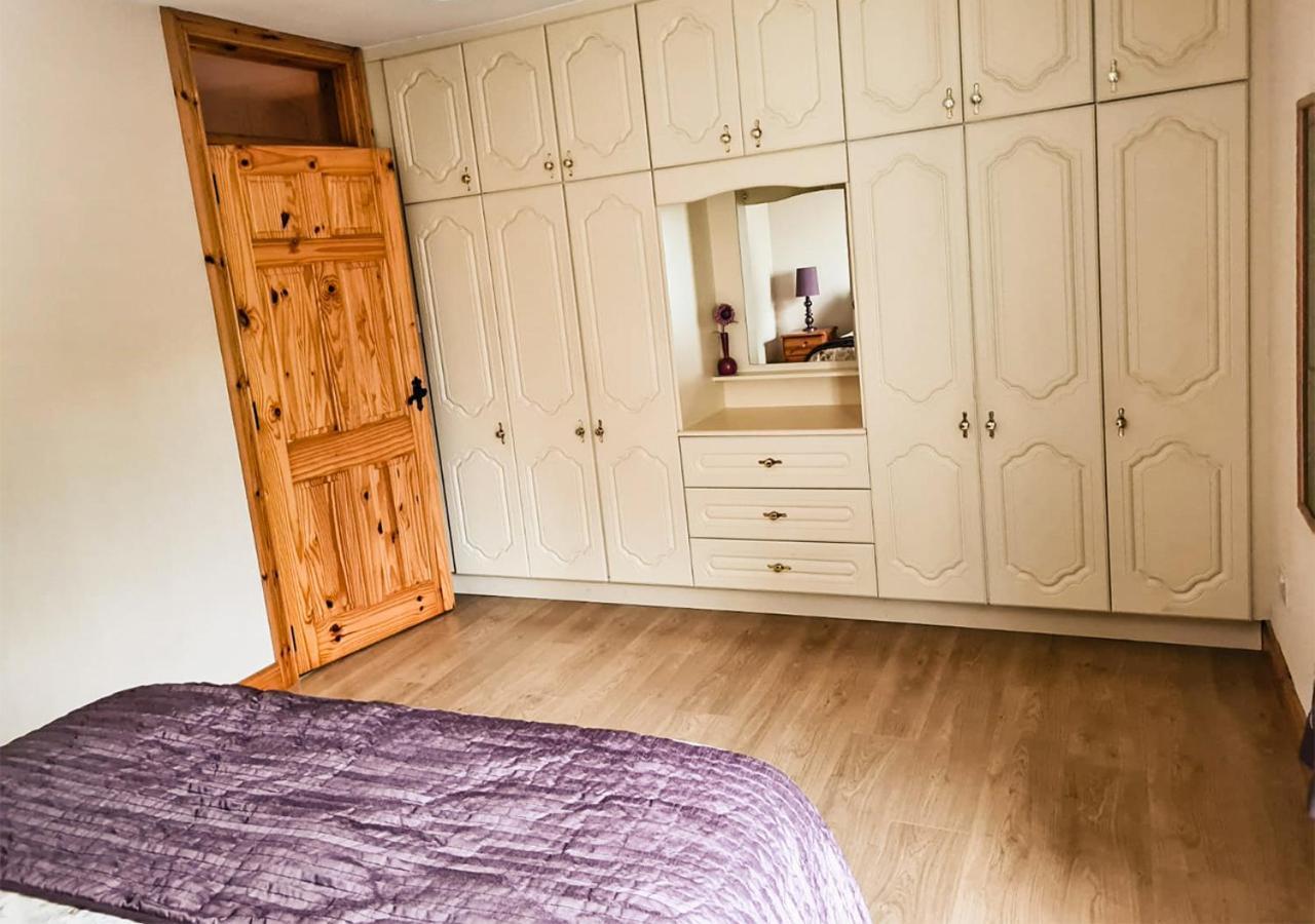 Moat Holiday Rental Lisnaskea Eksteriør billede