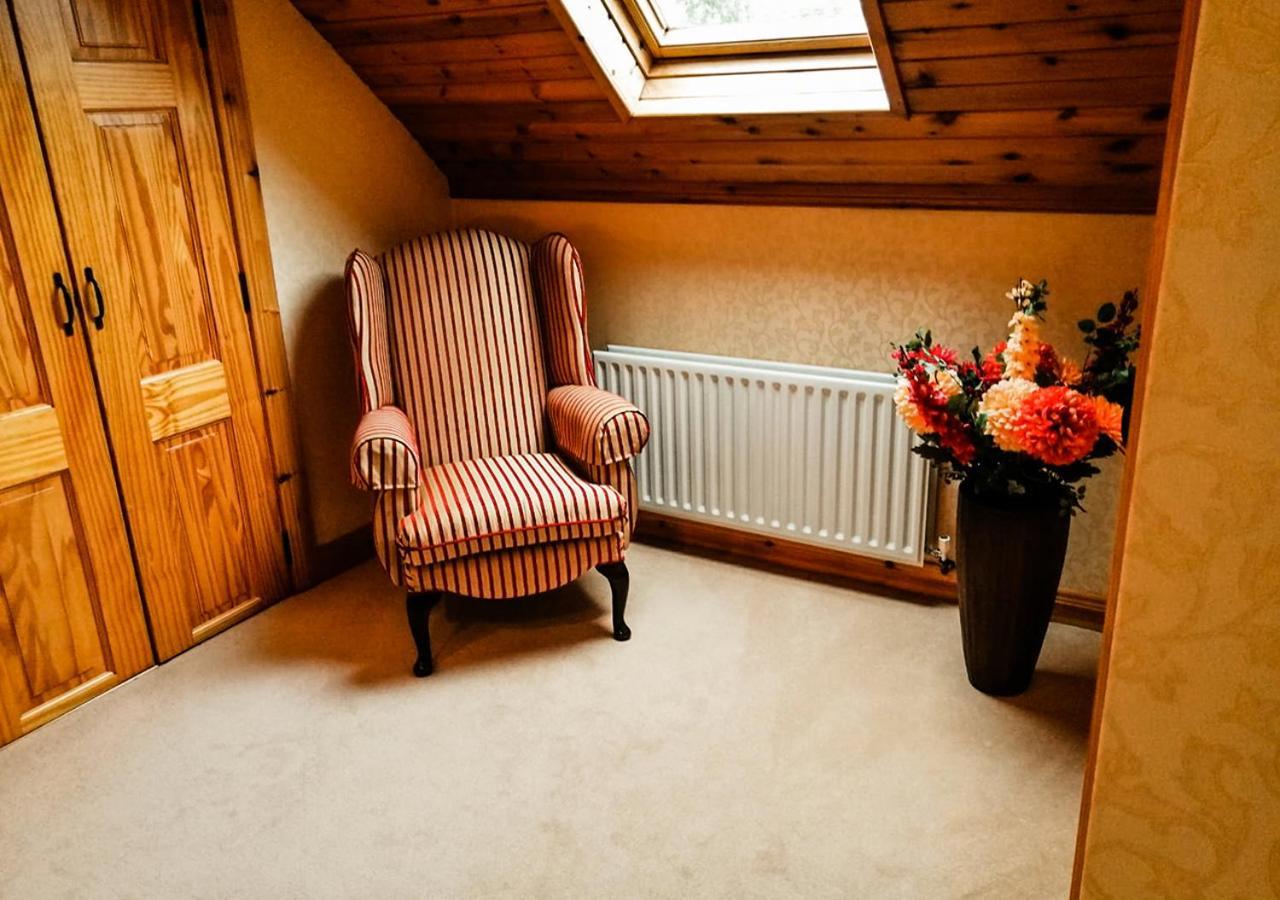 Moat Holiday Rental Lisnaskea Eksteriør billede