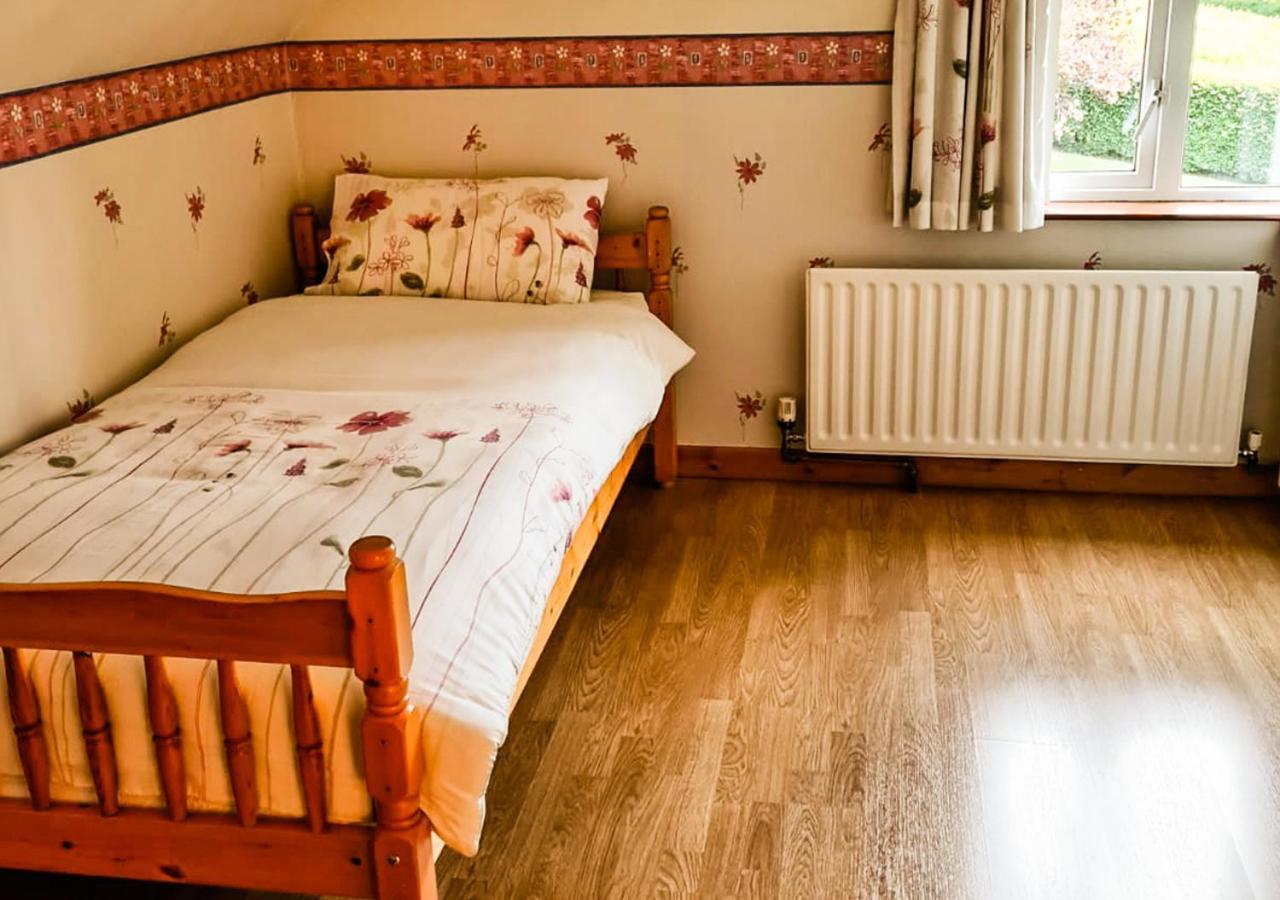 Moat Holiday Rental Lisnaskea Eksteriør billede
